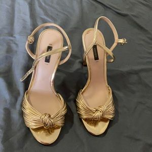 Mango gold heel